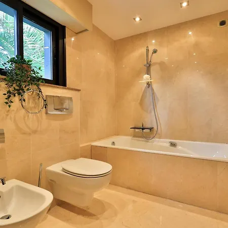 Holiday home Direkt Am Fuer 6 Personen Saint-Raphael (Var)